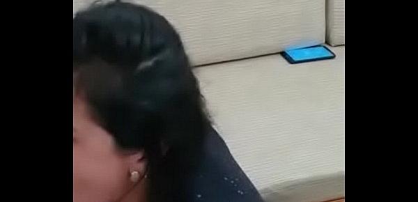  Sumaya Ganesha  - Novinha perdeu o celular e foda com dois primos parou no Xvideos
